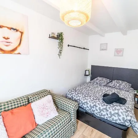 SPACIEUX Appart Jacuzzi Terrasse Parking 10min port d'Honfleur Plage